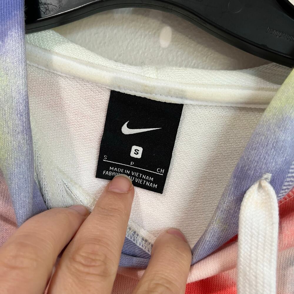 Nike Dri Fit Get Fit Women's Tie Dye Pullover Training Hoodie Size Small - Picture 9 of 9
